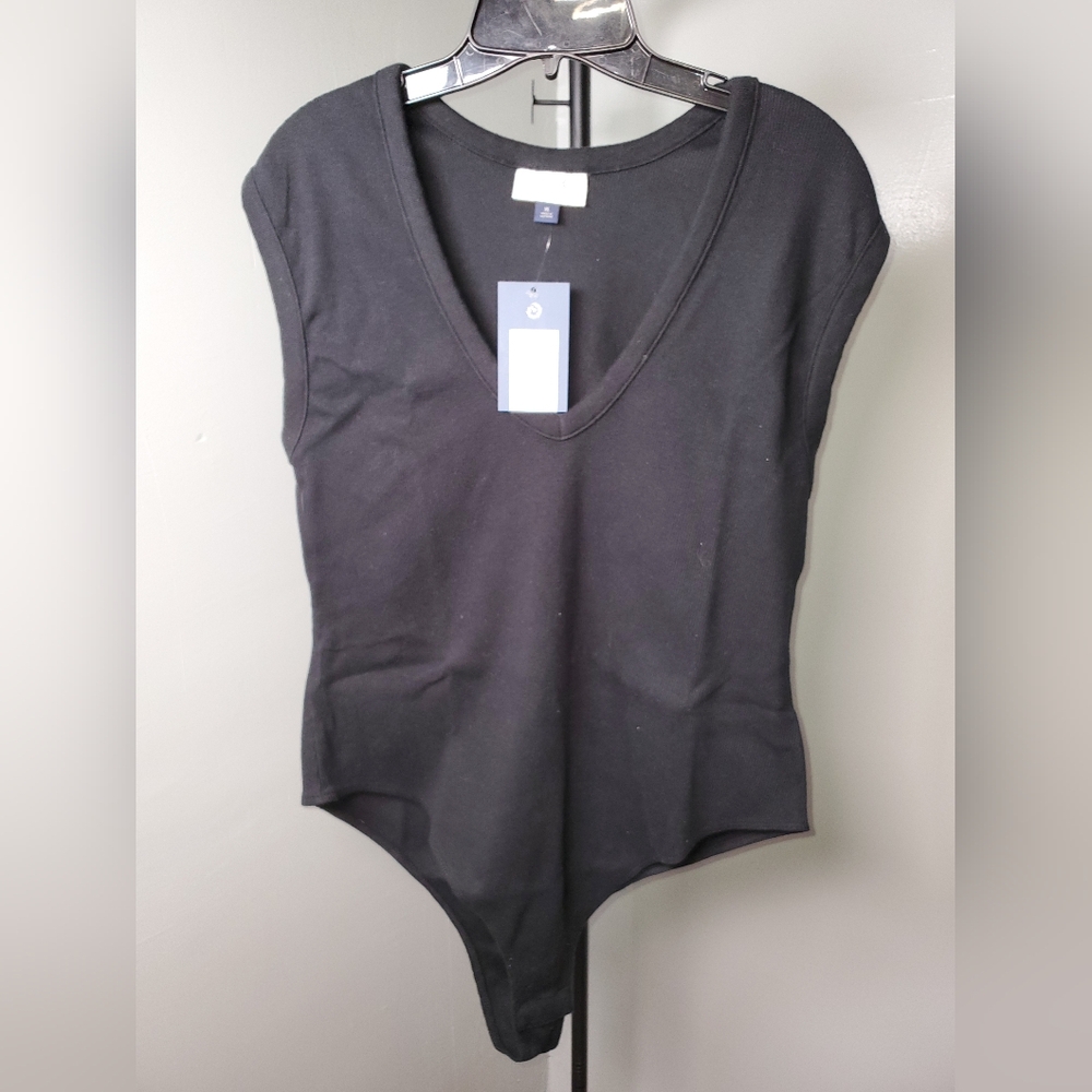 Universal Thread Black V-Neck Bodysuit